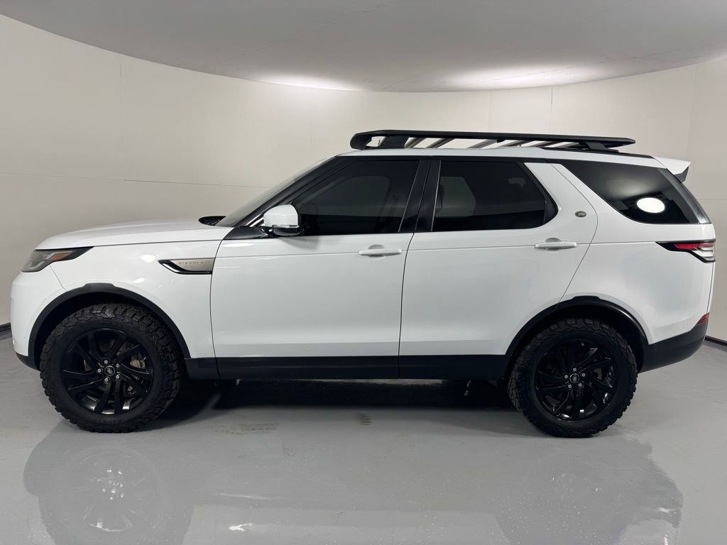 Used 2019 Land Rover Discovery SE image 8