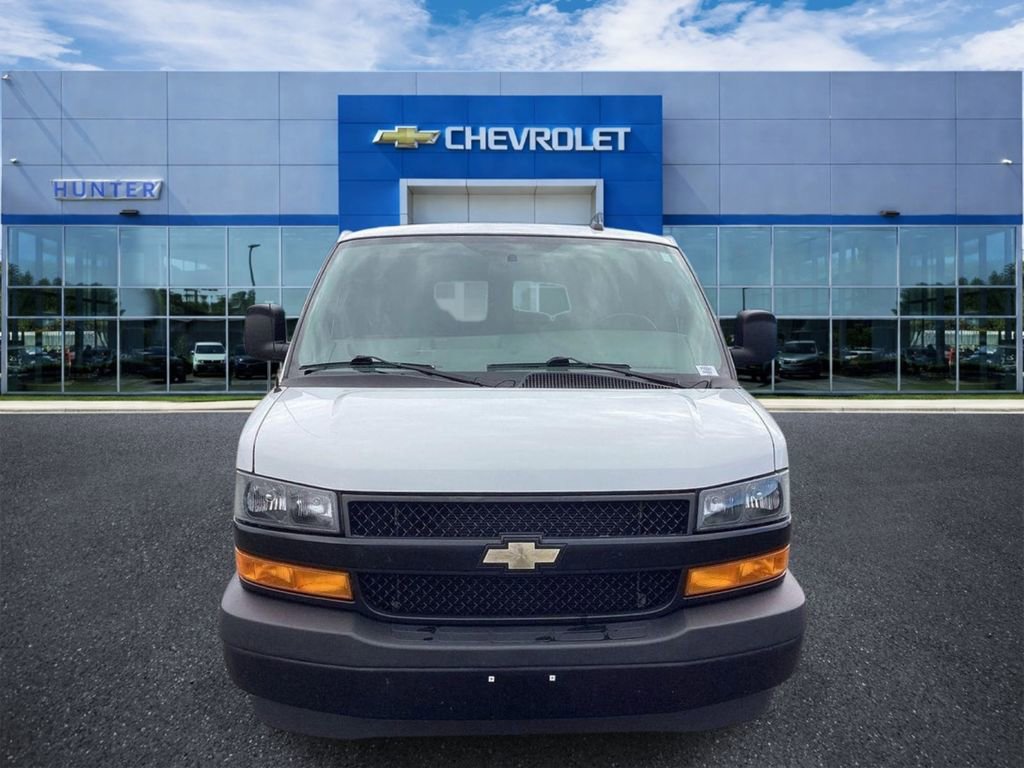 Used 2023 Chevrolet Express 3500 LS RWD image 5