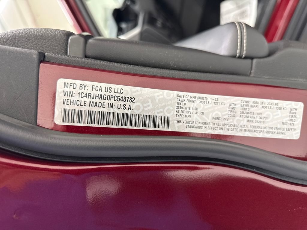 Used 2023 Jeep Grand Cherokee Laredo w/ Luxury Tech Group I image 25