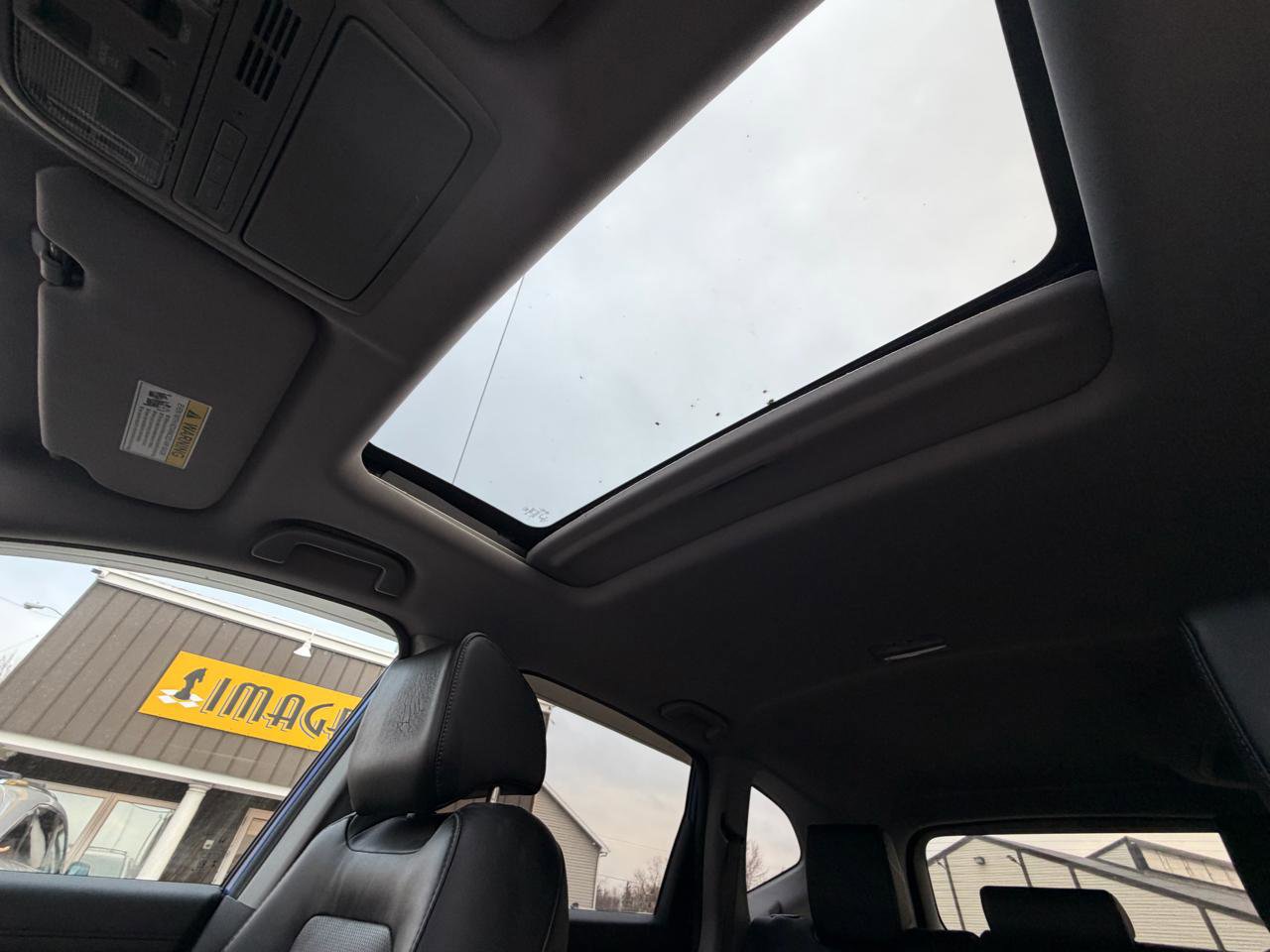 Used 2020 Honda CR-V Touring image 25