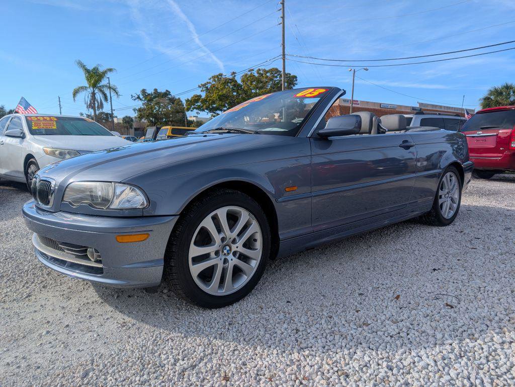 Used 2003 BMW 330Ci Convertible image 3