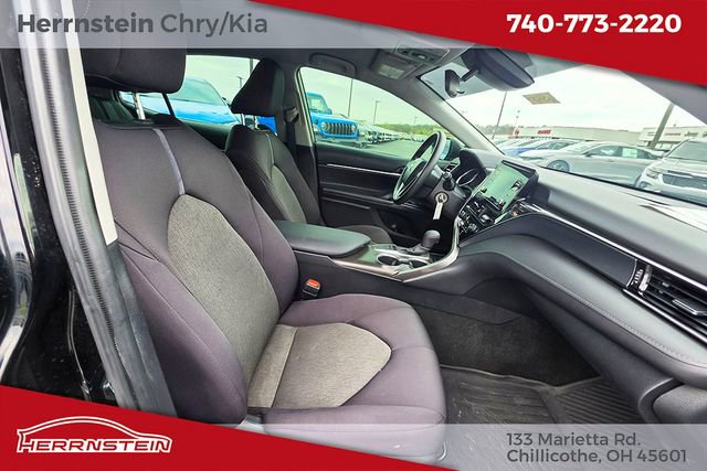Used 2022 Toyota Camry LE FWD image 27