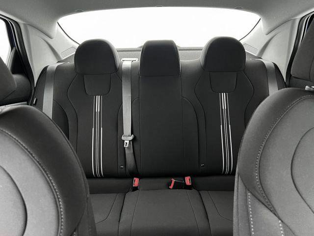 New 2025 Hyundai Elantra Blue image 16