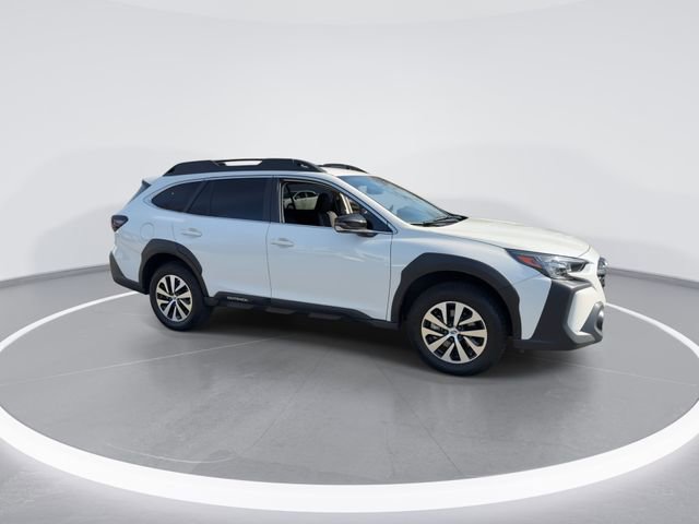 Used 2025 Subaru Outback Premium w/ Popular Package #1 image 2