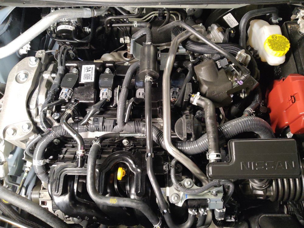 Used 2025 Nissan Sentra SV FWD image 30