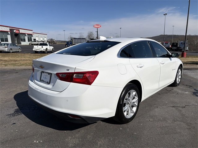 Used 2024 Chevrolet Malibu LT image 3