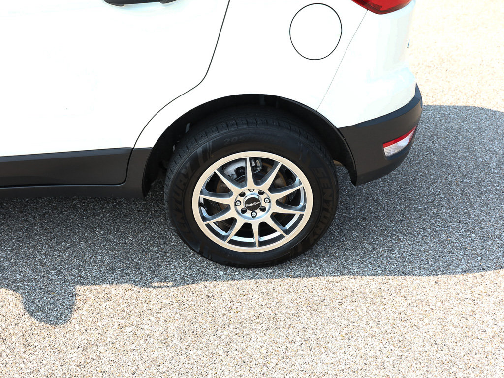 Used 2022 Ford EcoSport S AWD/4WD image 4