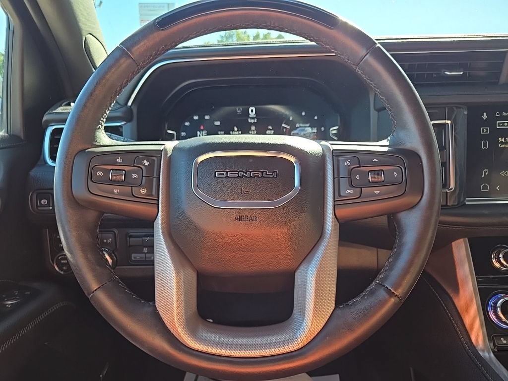 Used 2024 GMC Yukon XL Denali w/ Advanced Technology Package AWD/4WD image 44