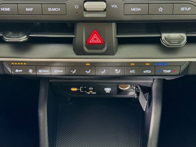 New 2026 Kia K4 LXS image 17