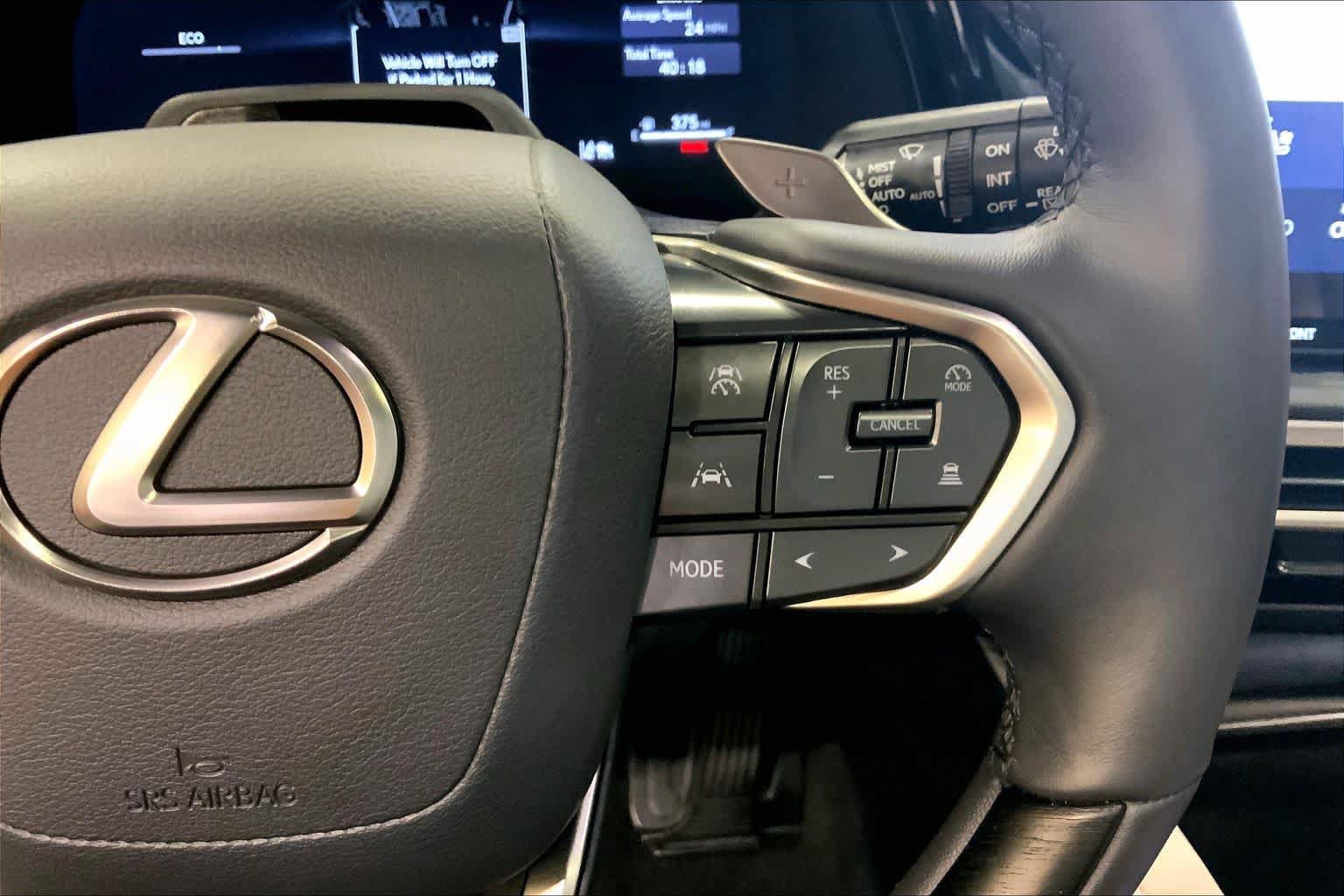 Used 2025 Lexus RX 350 Premium w/ Convenience Package AWD/4WD image 25