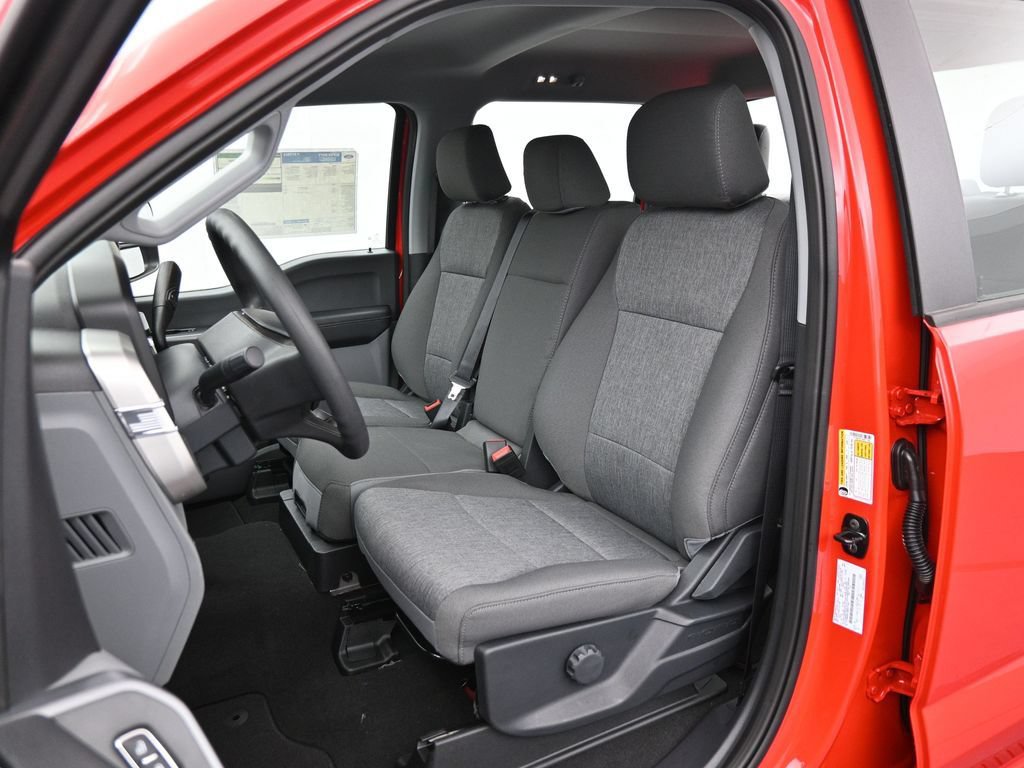 Used 2024 Ford F250 XL w/ STX Appearance Package AWD/4WD image 9