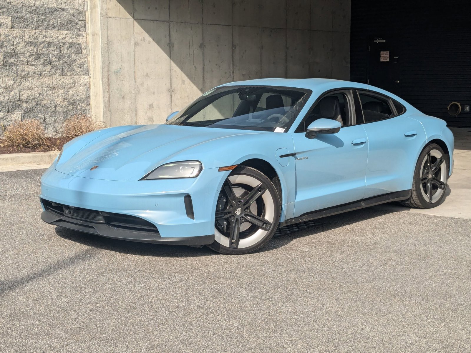 New 2025 Porsche Taycan