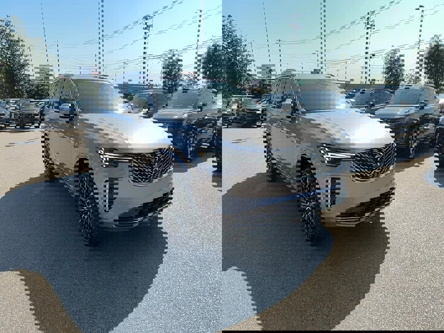 New 2026 Volvo XC90 B5 Plus w/ Protection Package image 9