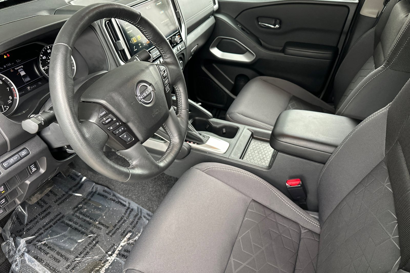 Used 2025 Nissan Frontier SV w/ SV Convenience Package image 12