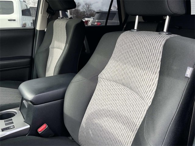 Used 2020 Toyota 4Runner SR5 image 28