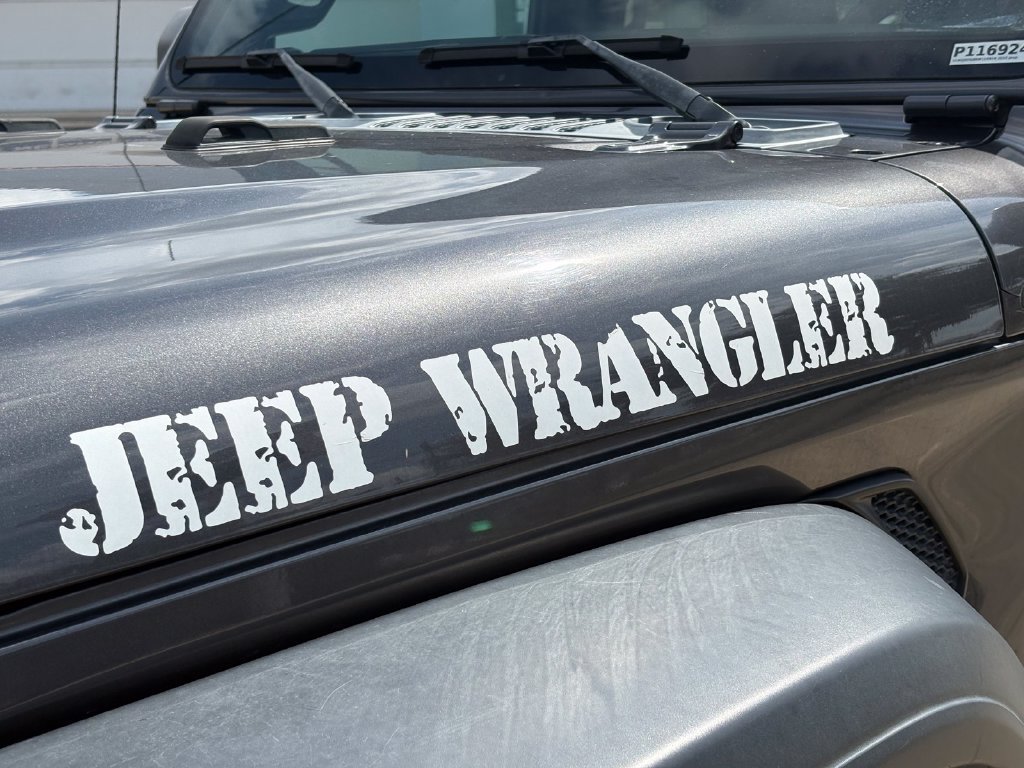 Used 2022 Jeep Wrangler Unlimited Sport AWD/4WD image 11