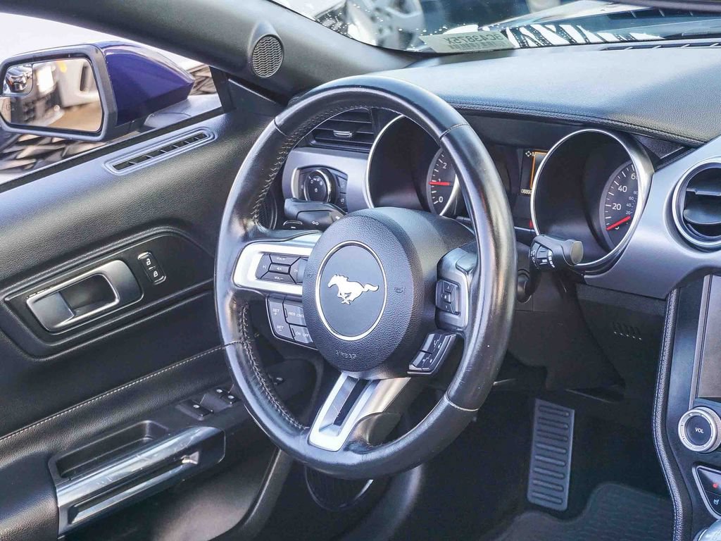 Used 2020 Ford Mustang Premium RWD image 17