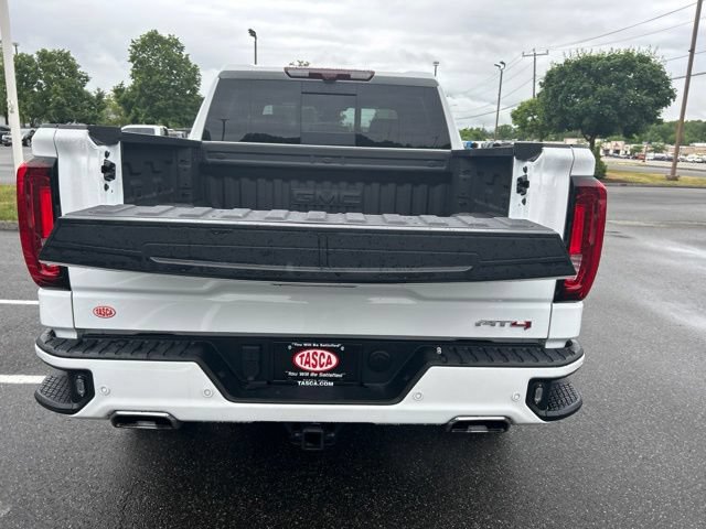 Used 2025 GMC Sierra 1500 AT4 w/ AT4 Premium Package AWD/4WD image 8
