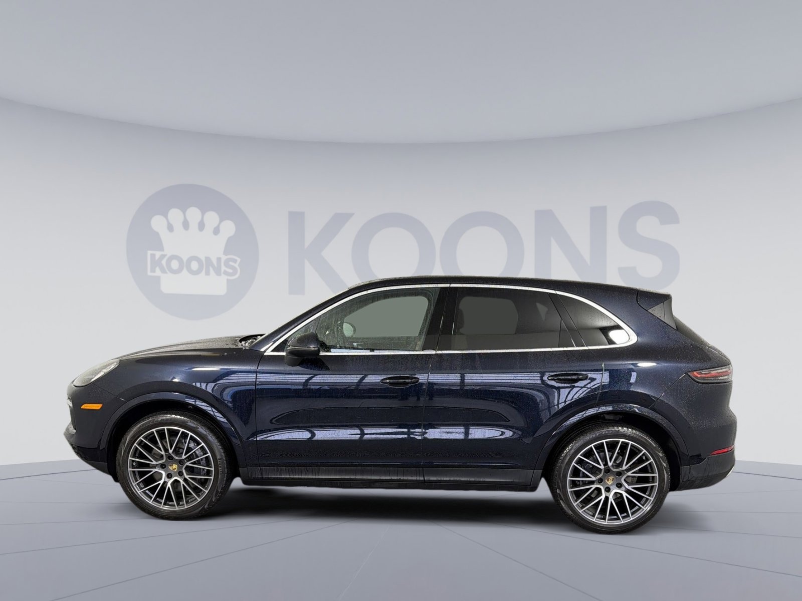 Used 2021 Porsche Cayenne image 2