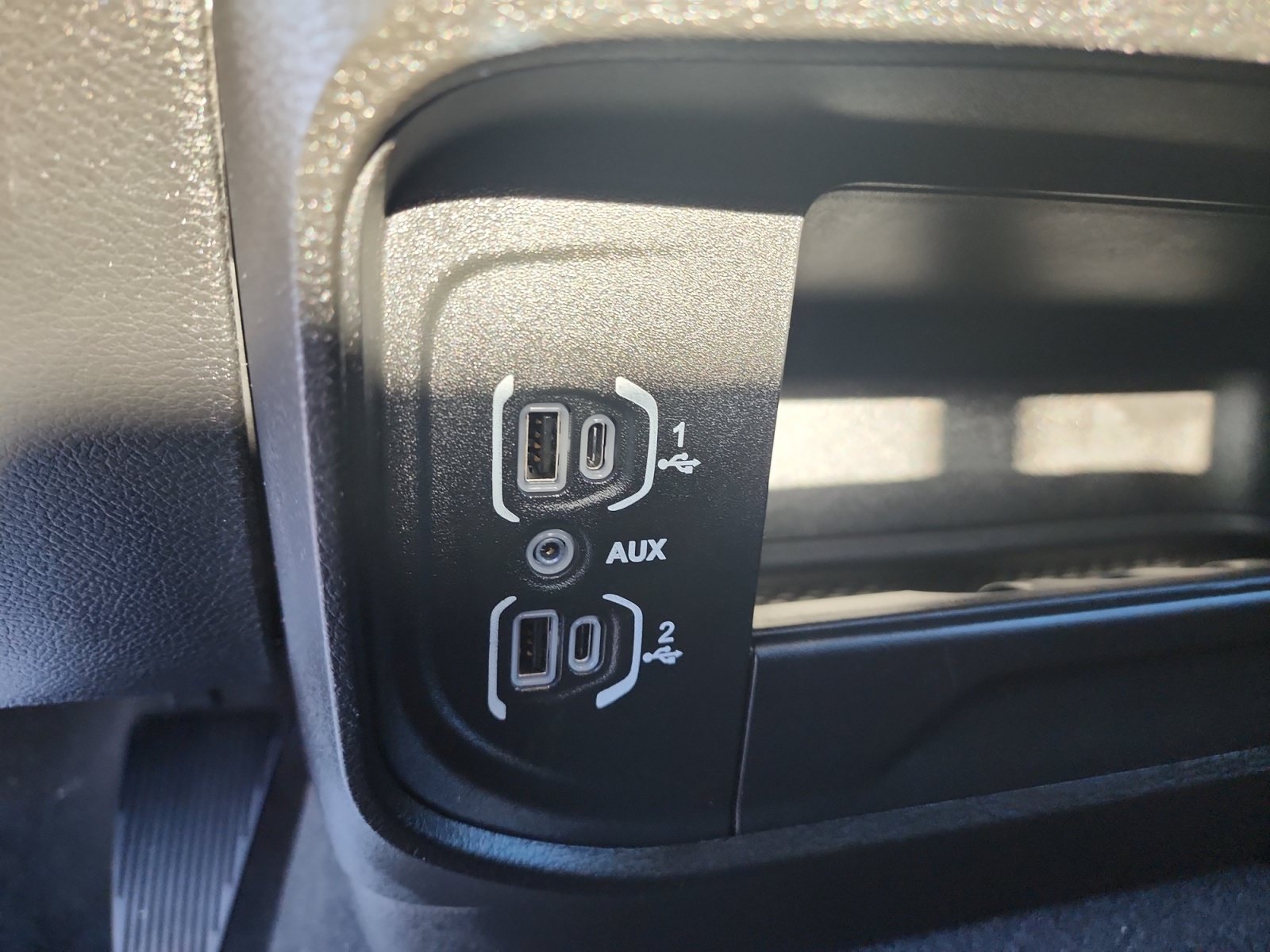 Used 2025 RAM 2500 Tradesman AWD/4WD image 34