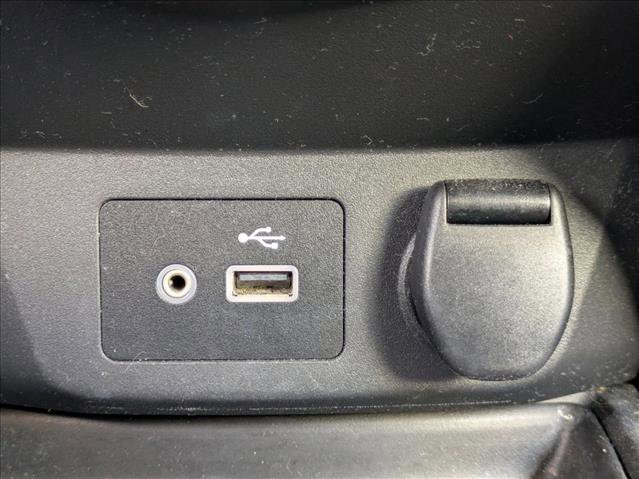 Used 2019 Nissan Rogue SV image 12