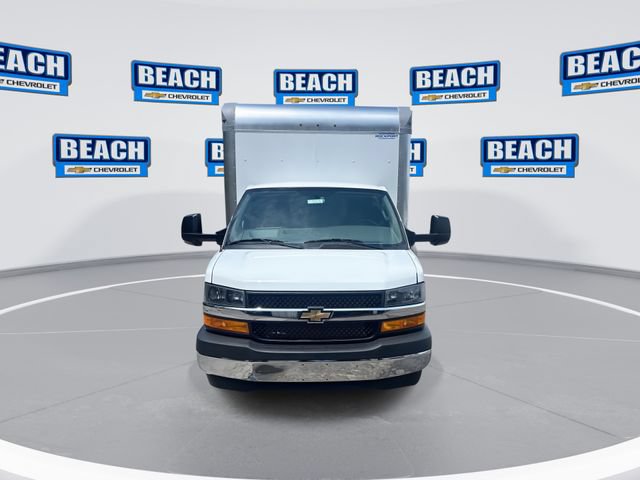 New 2026 Chevrolet Express 4500 w/ Power Convenience Package RWD image 3