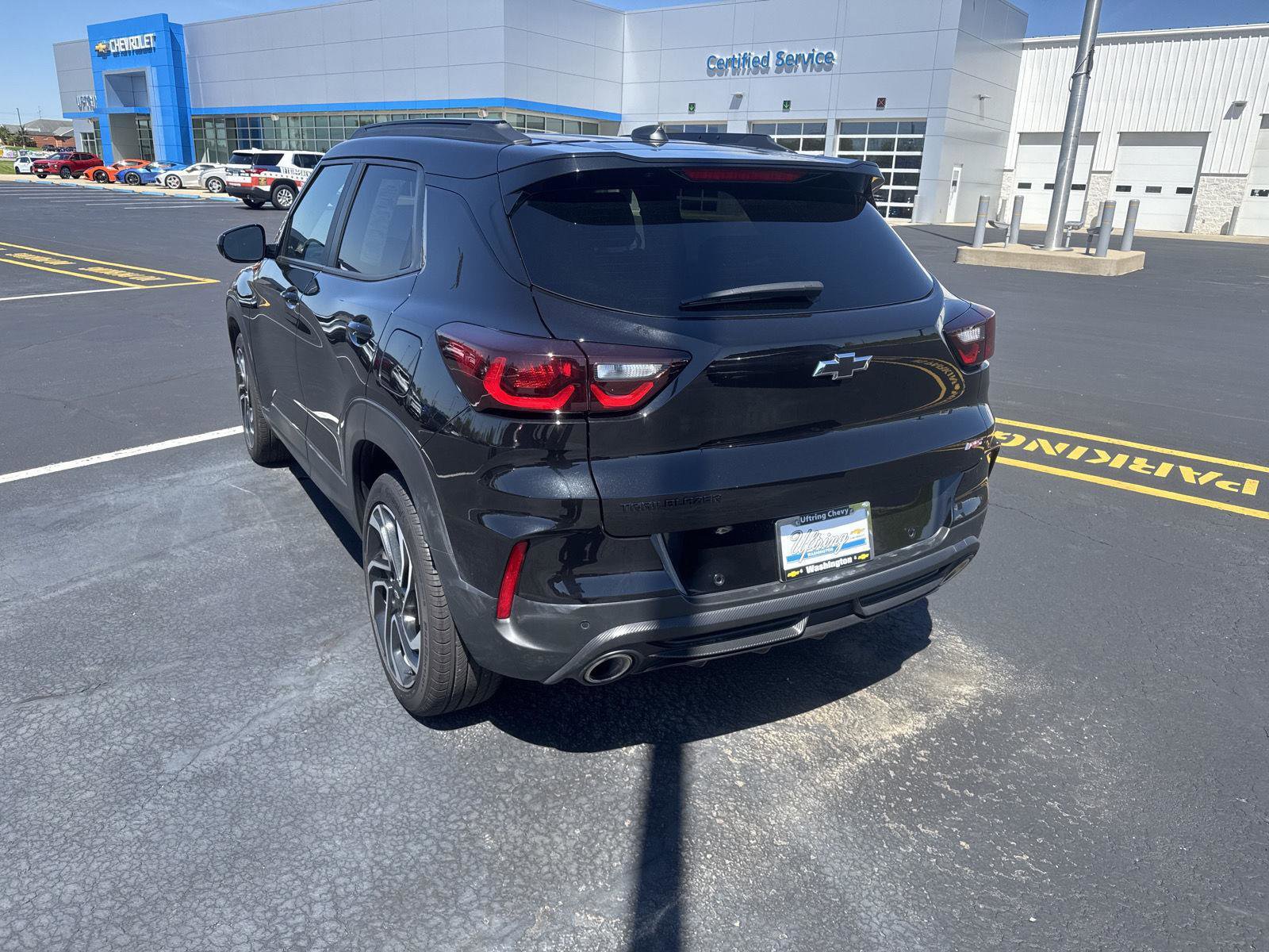 Used 2025 Chevrolet TrailBlazer RS w/ Convenience Package FWD image 4
