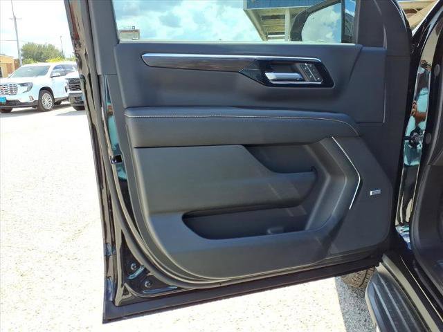New 2026 Chevrolet Suburban Premier w/ Sun And Tow Package image 18
