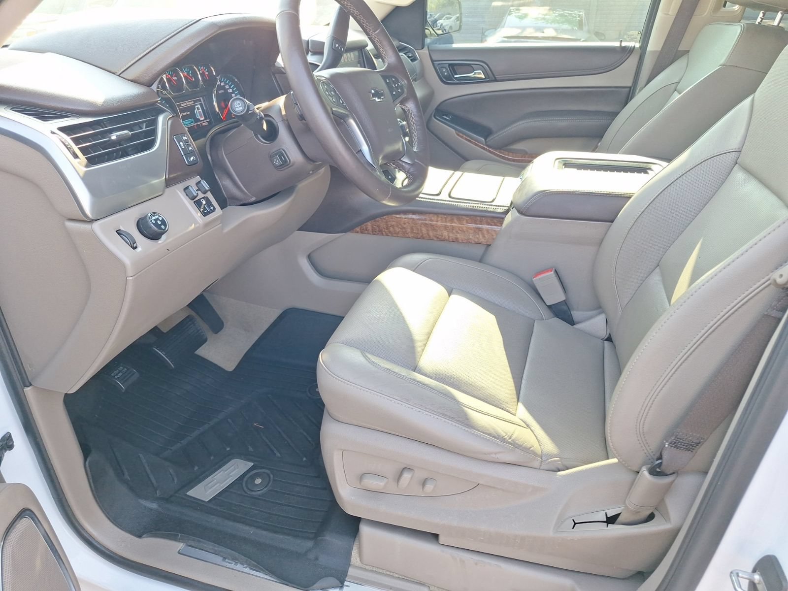 Used 2018 Chevrolet Tahoe Premier w/ RST 6.2L Performance Edition RWD image 16