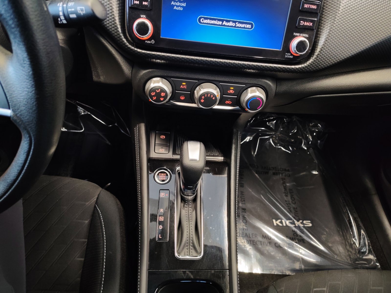 Certified 2023 Nissan Kicks SV FWD image 22