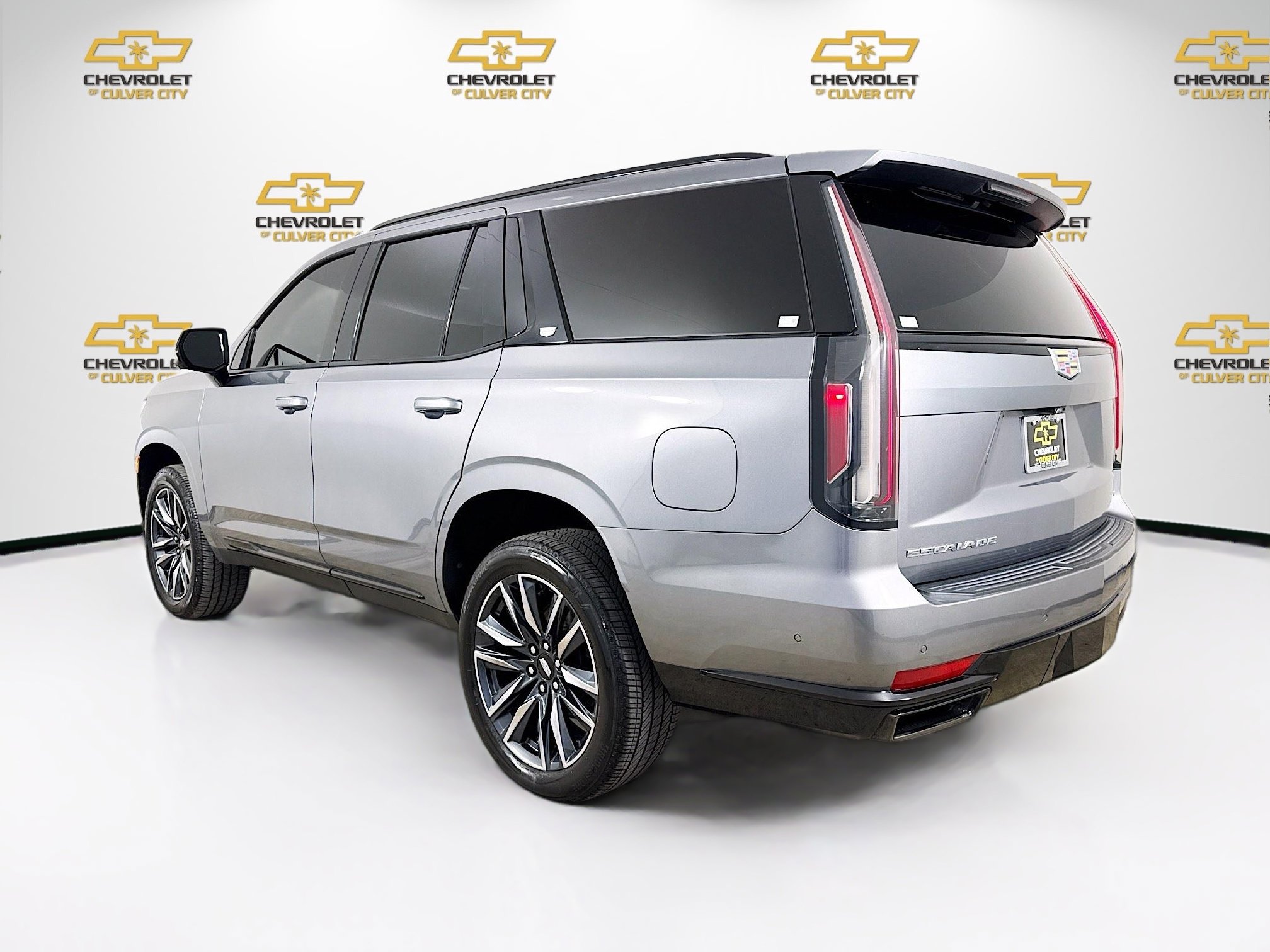 Used 2021 Cadillac Escalade Sport w/ Heavy-Duty Trailer Package AWD/4WD image 5
