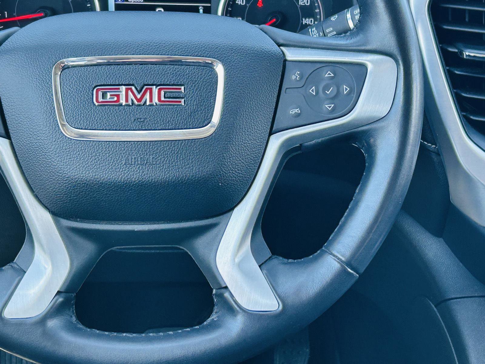 Used 2019 GMC Acadia SLT w/ Black Edition image 18