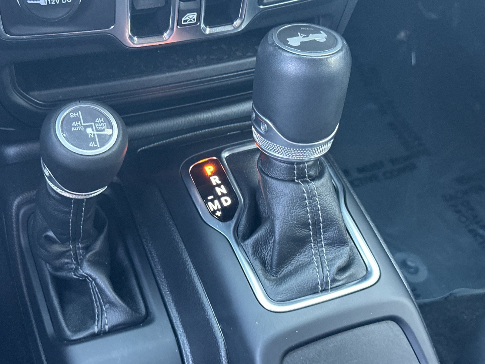 Used 2024 Jeep Wrangler High Altitude AWD/4WD image 25