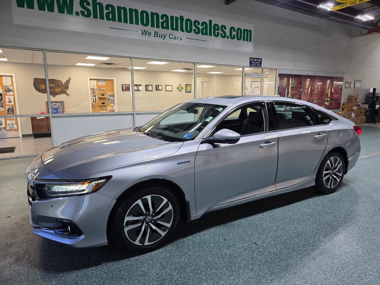 Used 2022 Honda Accord EX-L image 2