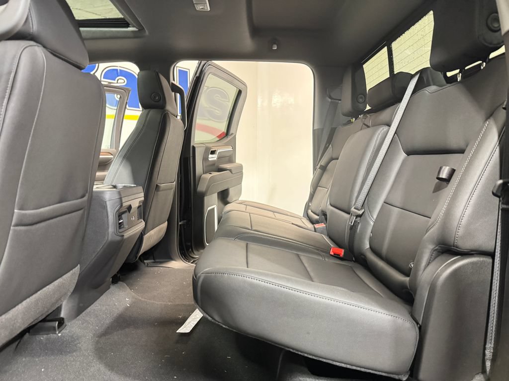 New 2026 Chevrolet Silverado 1500 LT Trail Boss w/ LT Trail Boss Premium Package AWD/4WD image 10