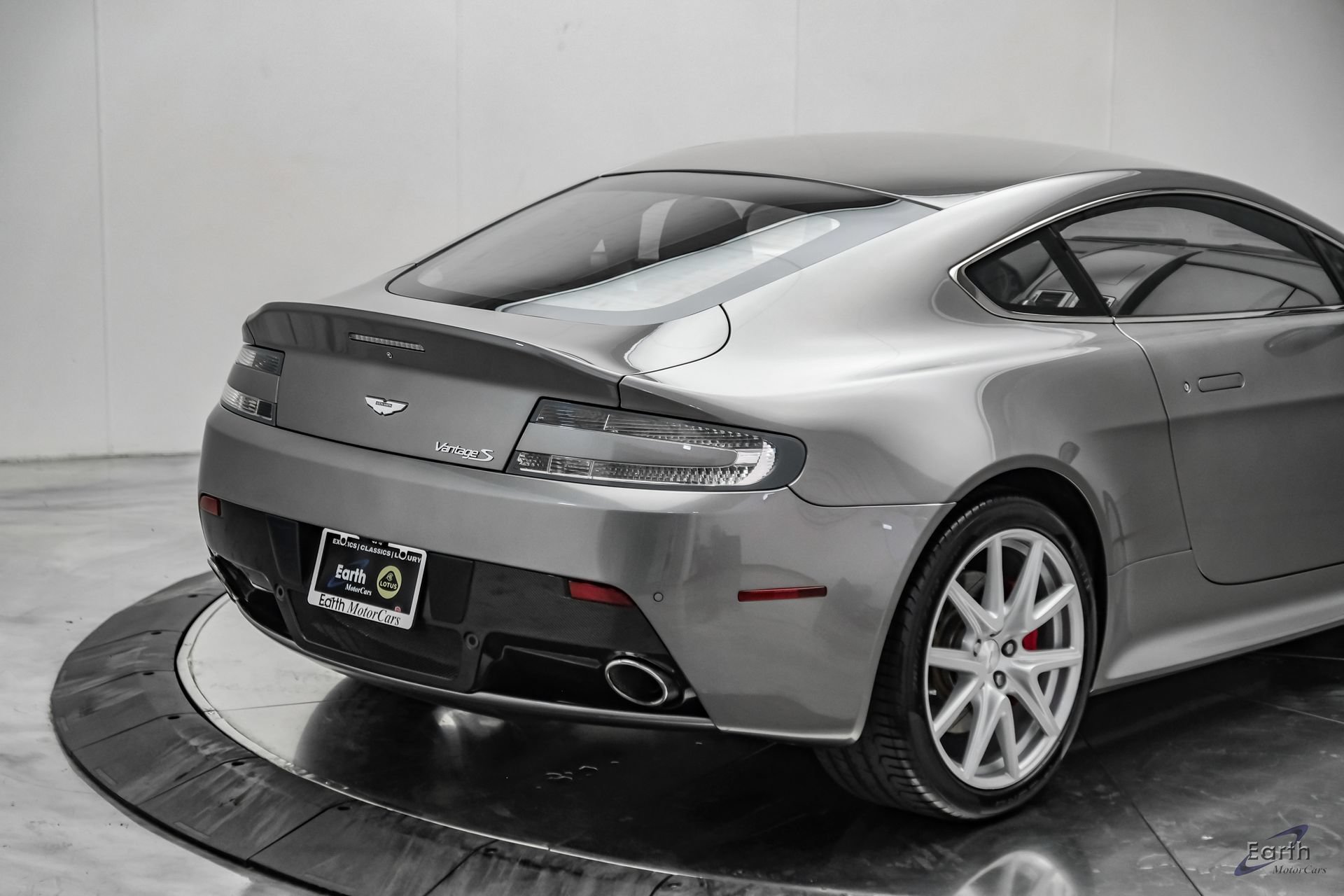 Used 2014 Aston Martin V8 Vantage S RWD image 22