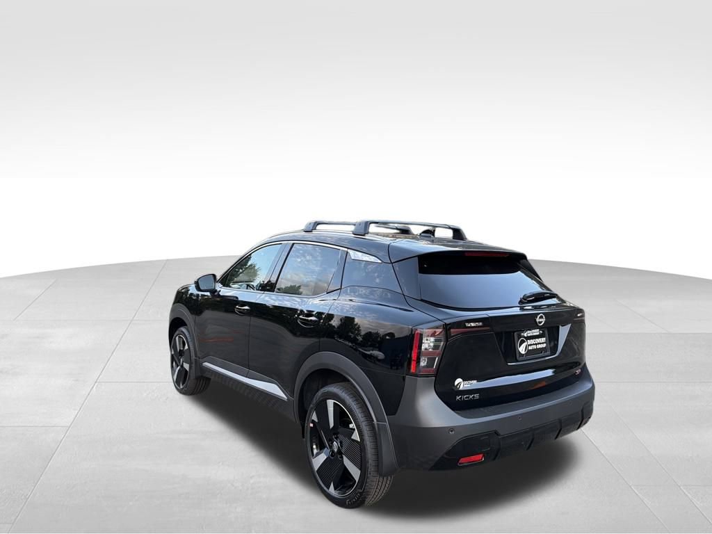 New 2026 Nissan Kicks SR image 4
