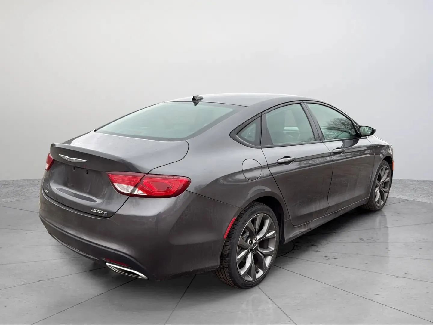 Used 2015 Chrysler 200 S w/ Navigation & Sound Group I image 8