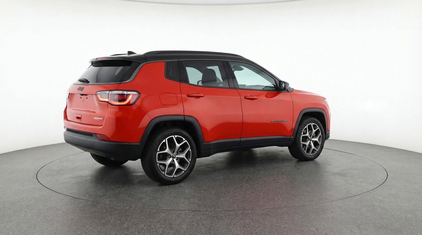 Used 2025 Jeep Compass Limited image 9