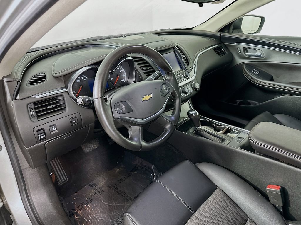 Used 2019 Chevrolet Impala LT image 15