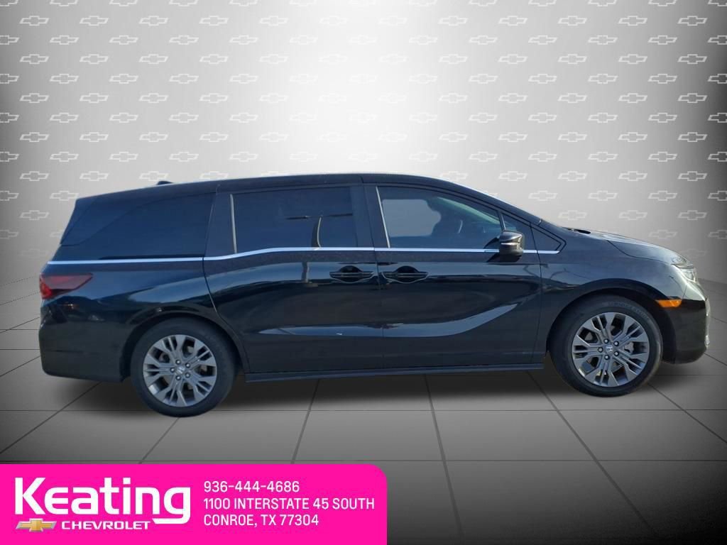 Used 2025 Honda Odyssey Touring image 4