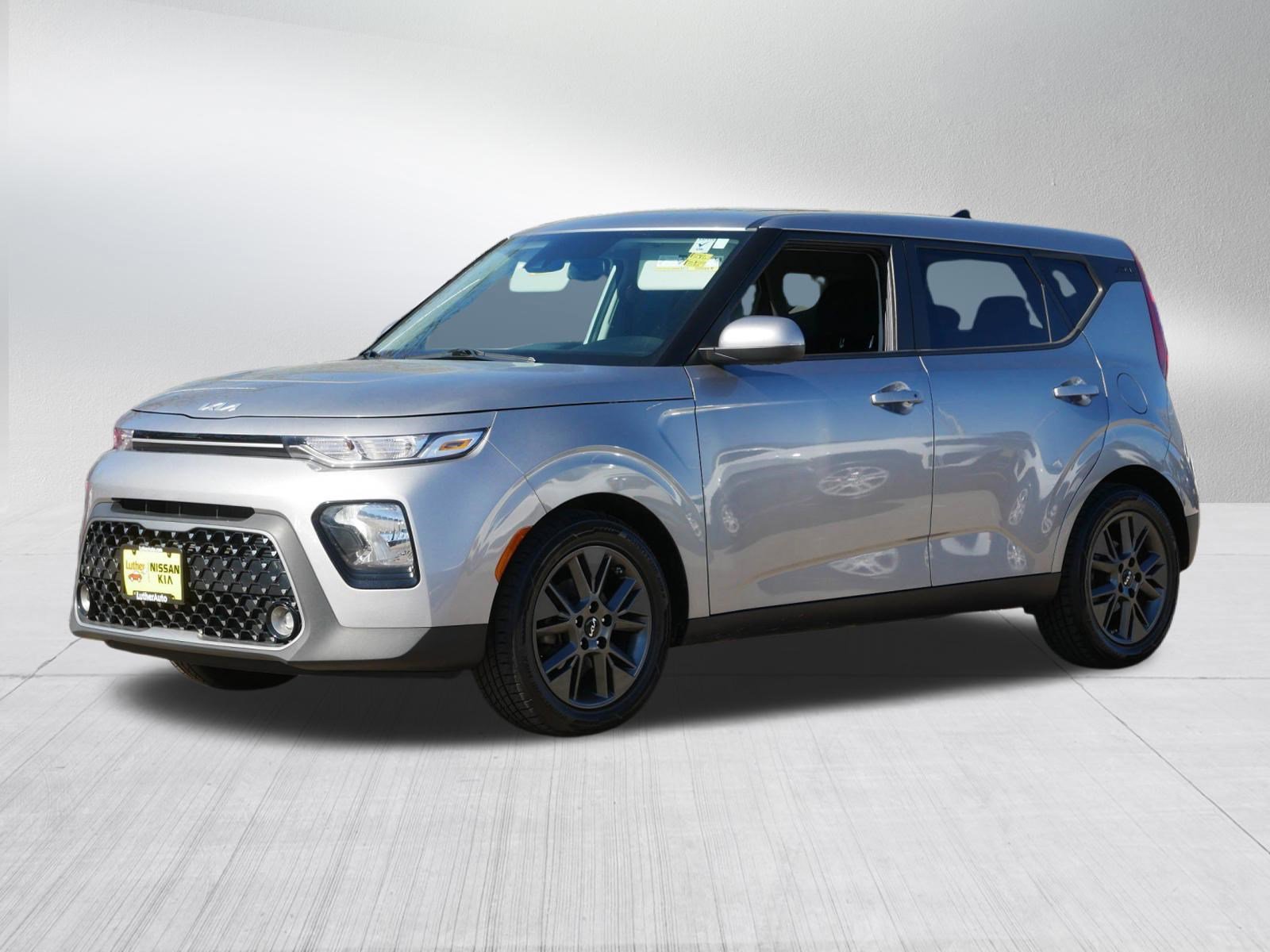 Certified 2022 Kia Soul EX FWD image 3