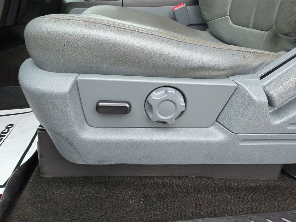 Used 2014 Ford F150 XLT w/ Equipment Group 302A Luxury image 21