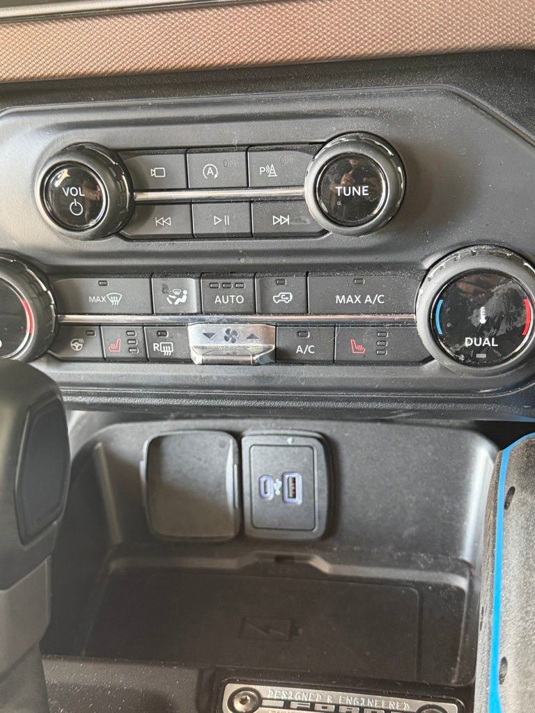 Used 2022 Ford Bronco Outer Banks AWD/4WD image 20
