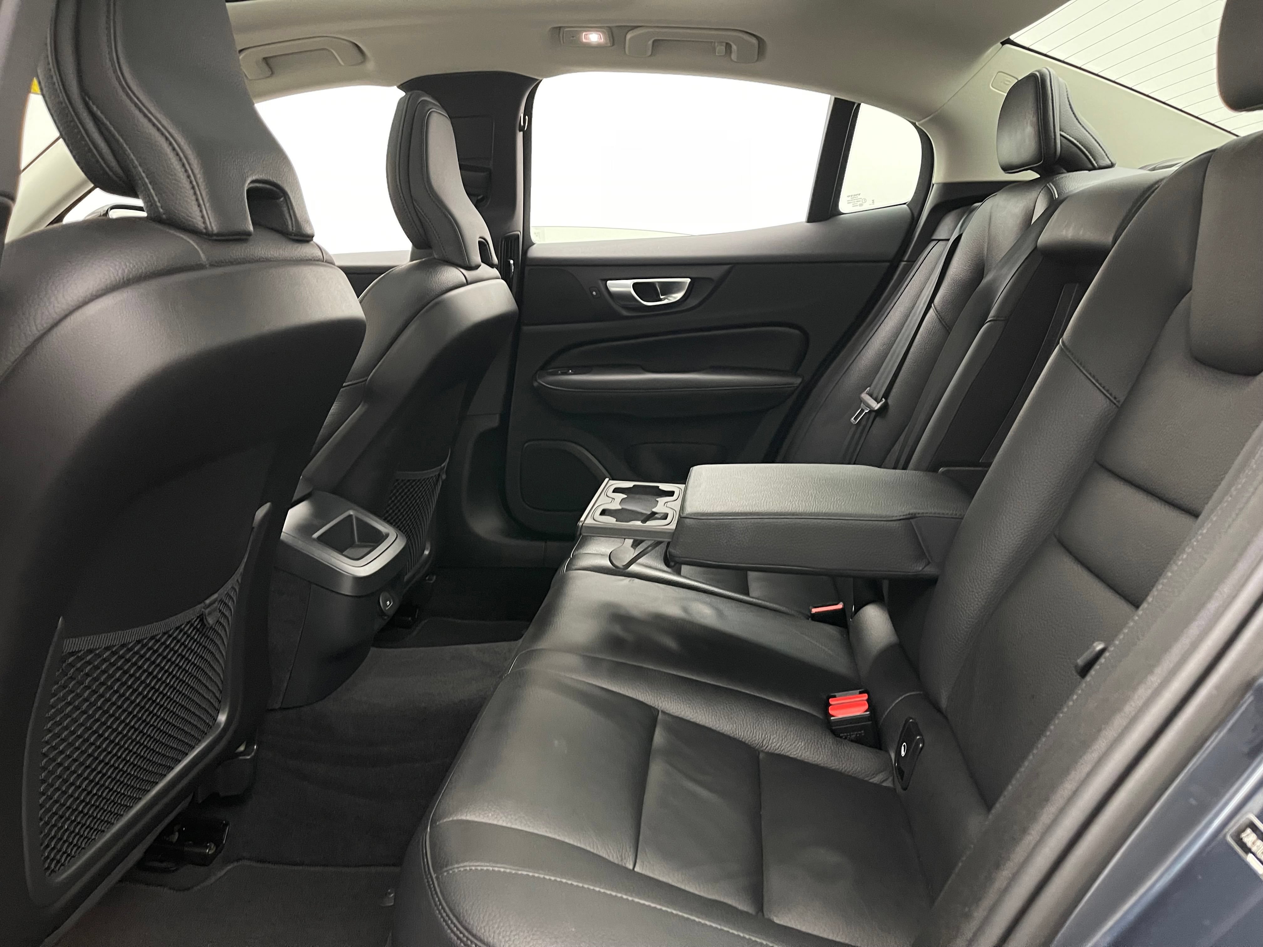 Used 2024 Volvo S60 B5 Plus AWD/4WD image 39