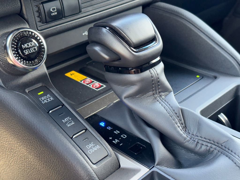 Used 2025 Toyota Land Cruiser w/ Premium Package AWD/4WD image 19