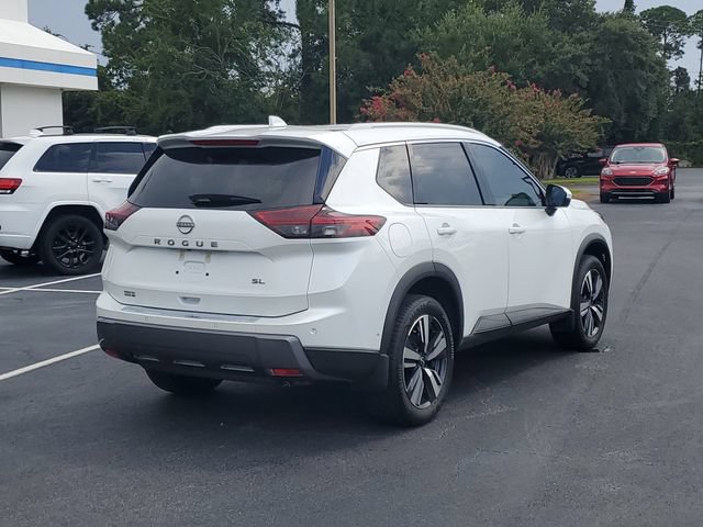 Used 2024 Nissan Rogue SL FWD image 6