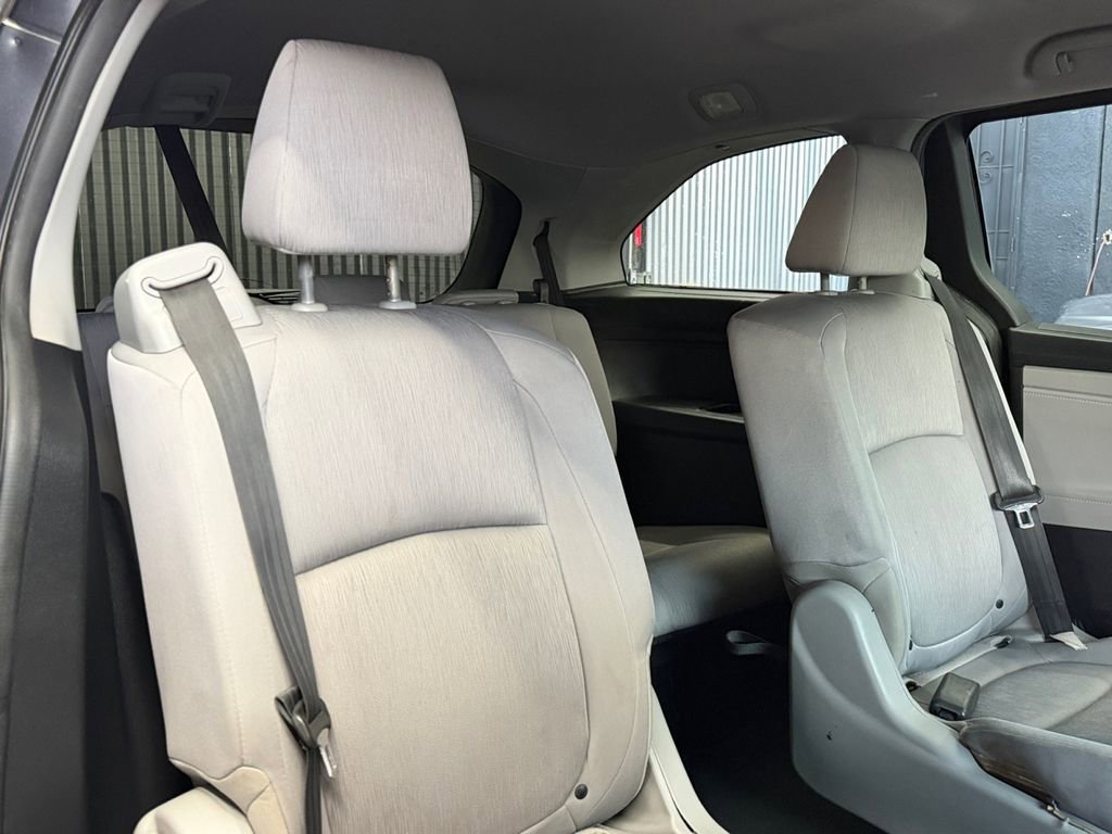 Used 2018 Honda Odyssey LX image 16