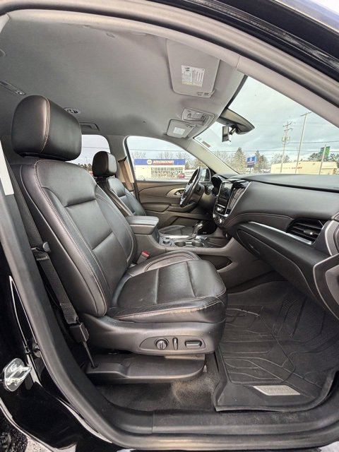 Used 2019 Chevrolet Traverse Premier w/ LPO, Blackout Package image 14