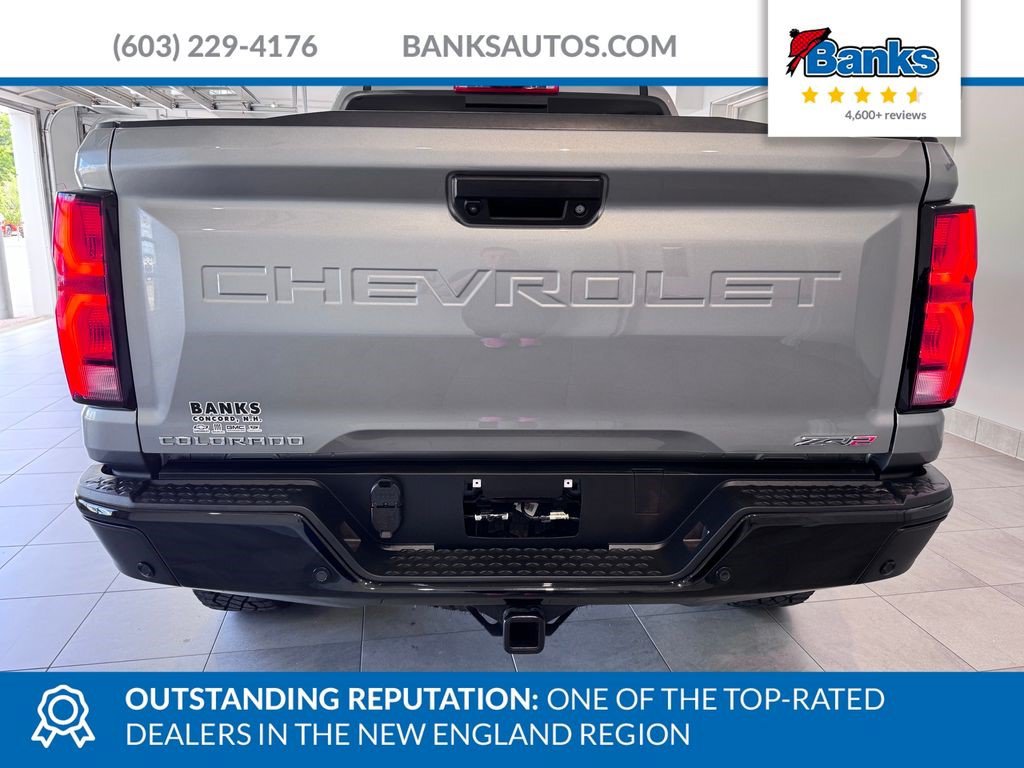 Certified 2024 Chevrolet Colorado ZR2 w/ Safety Package AWD/4WD image 6